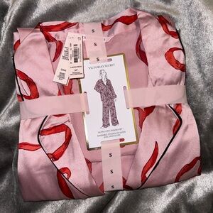 COPY - Victoria’s Secret Satin Pajama Set Chalk Rose Bows